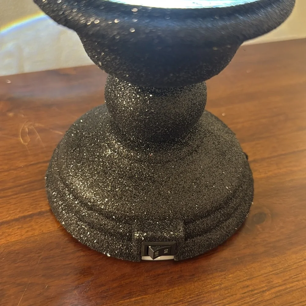 Bath & Body Works Halloween Cemetery Pedestal Lighted Water Globe Candle Holder